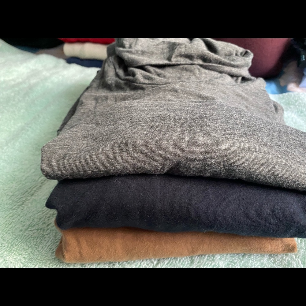Bundle of 3 Men’s long sleeve turtle necks